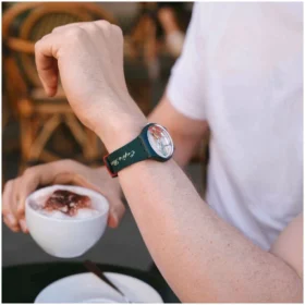 Swatch X Café De Flore voor Not in Paris
